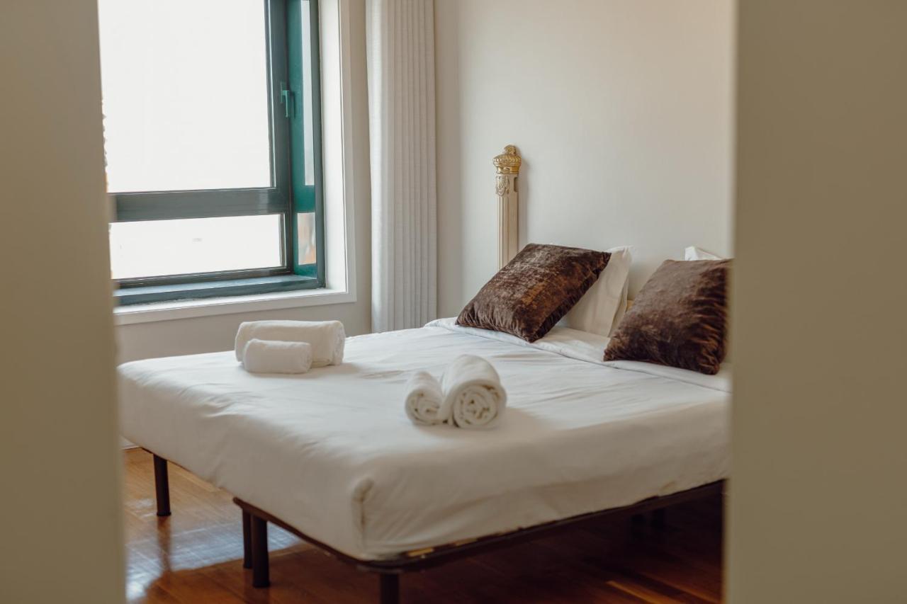 Apartamento Downtown Grand Tower View By Vacationy OOporto Exterior foto