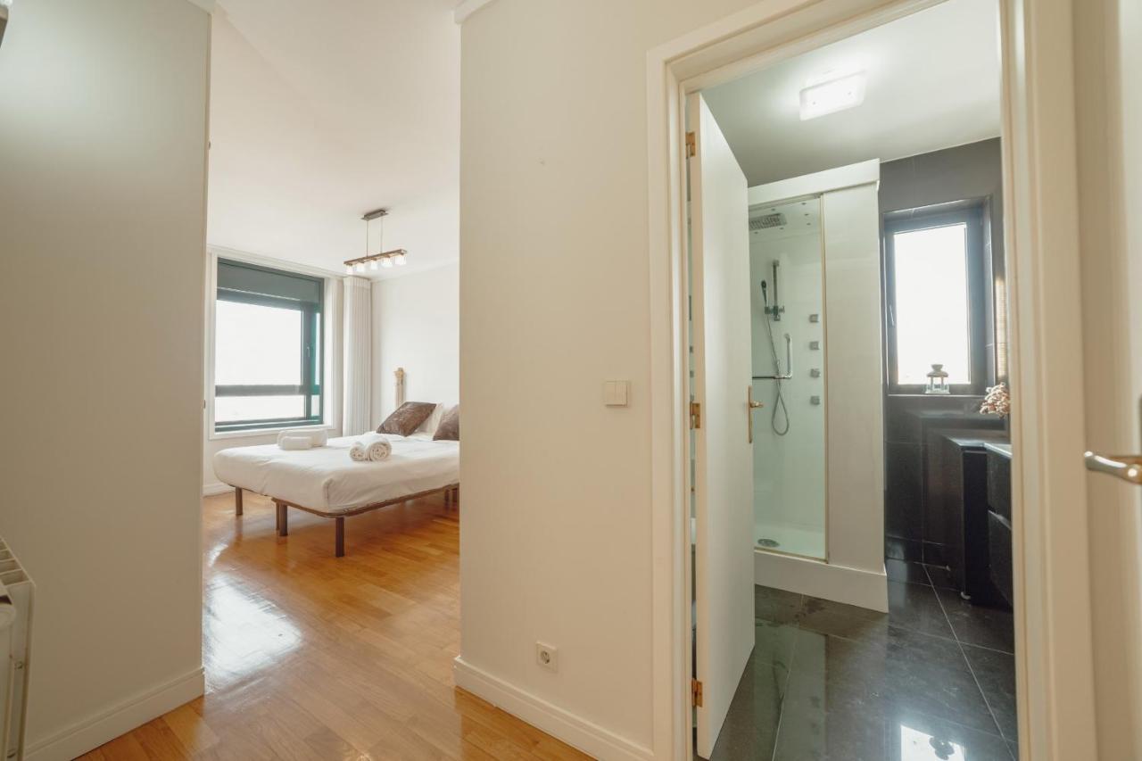 Apartamento Downtown Grand Tower View By Vacationy OOporto Exterior foto