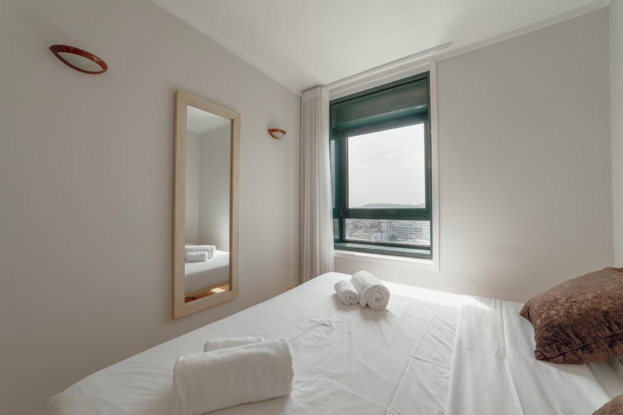 Apartamento Downtown Grand Tower View By Vacationy OOporto Exterior foto